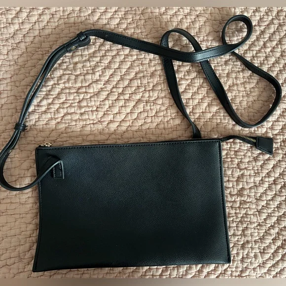 Banana Republic Black Crossbody Bag - Picture 1 of 3